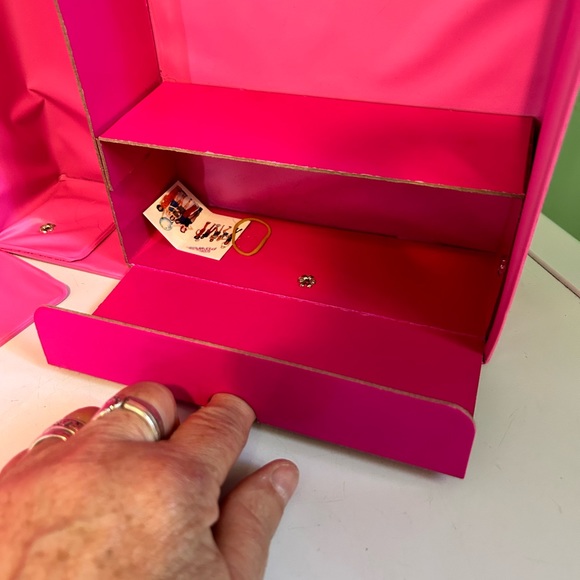 1989. Vintage barbie portable closet - Picture 5 of 9